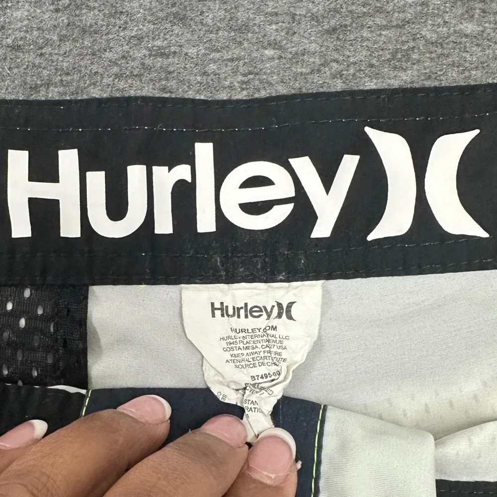 Hurley Phantom Board Shorts Swim Trunks Striped‎ Neon Green Accents Size 31